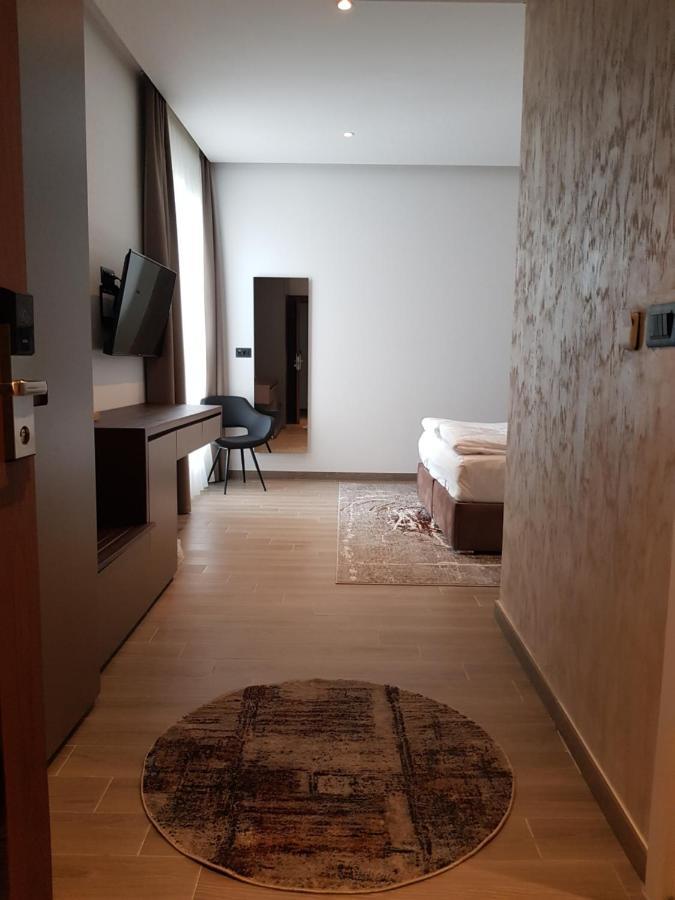 My Hotel Призрен Экстерьер фото