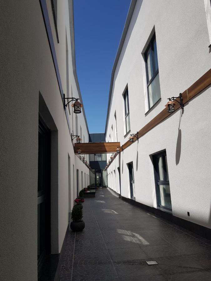 My Hotel Призрен Экстерьер фото